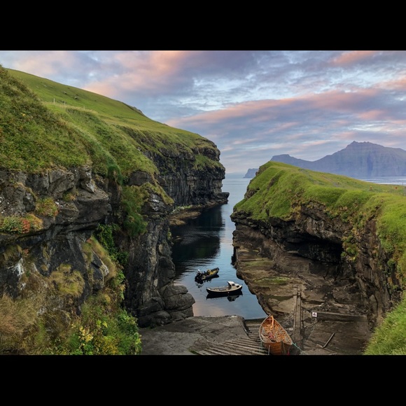 Meet your Posher, Alex - Picture 1 of 1